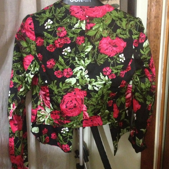 SOLD IN BUNDLE✖NOT AVAILABLE - Picture 3 of 3