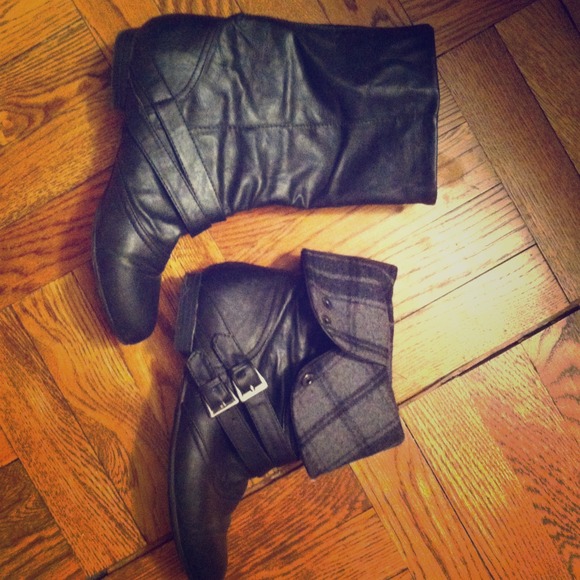 Black boots