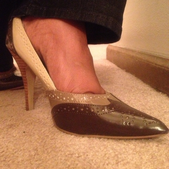 ⛔️SOLD⛔️Chocolate brown taupe stiletto - Picture 2 of 4