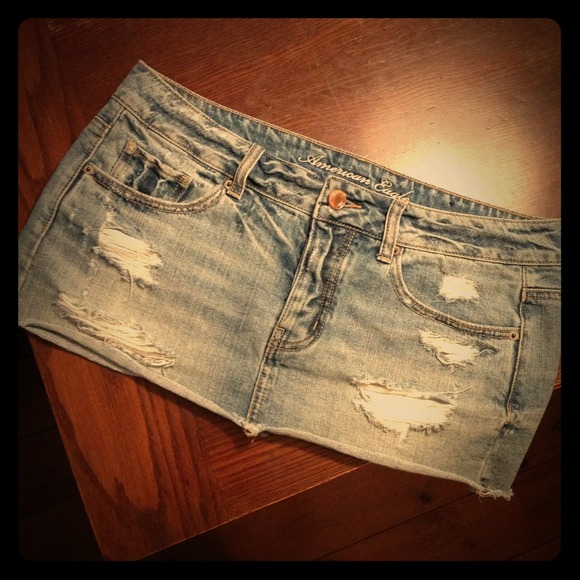 💰REDUCED💰Cute denim mini!