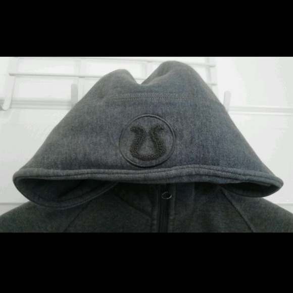 **SOLD** Lululemon Charcoal Grey Scuba Hoodie