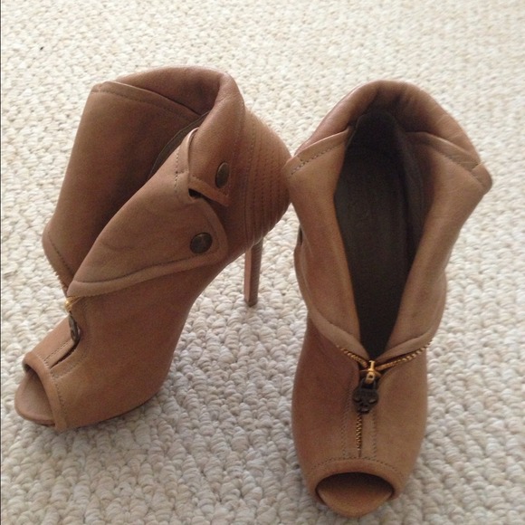 Alexander mcqueen booties. Only worn once. - Picture 2 of 4