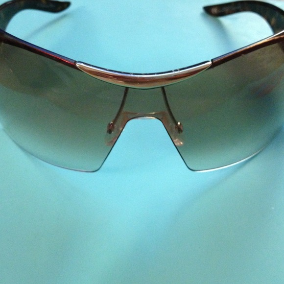 Authentic Dior sunglasses in brown/tortuous