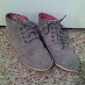 Hightop TOMS! Don't like the price? Make an offer