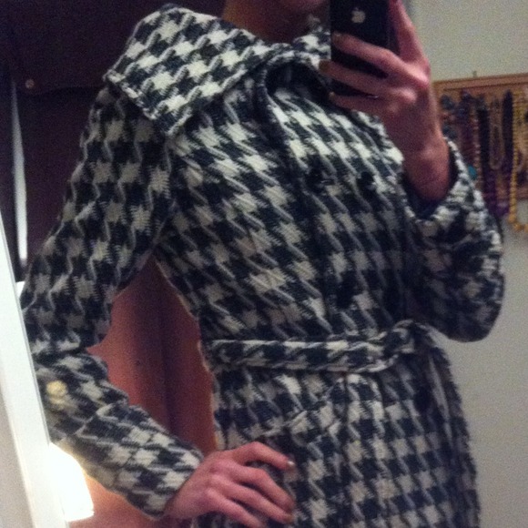 Houndstooth coat