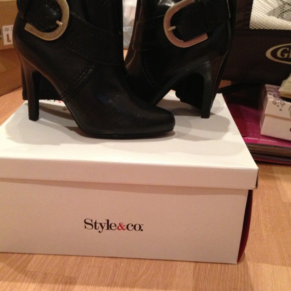 SOLD!!!! 😃😃😃😃 - Picture 2 of 3