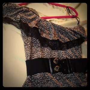 ❤❤bundled❤❤Off the shoulder leopard top