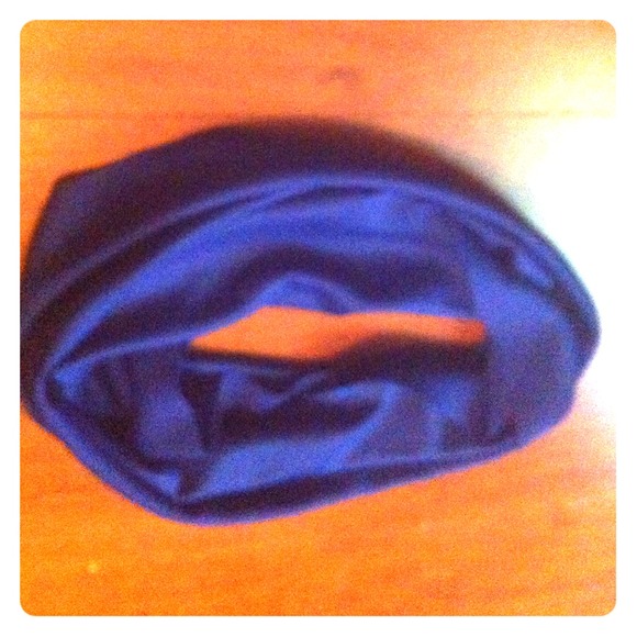 Blue infinity Scarf