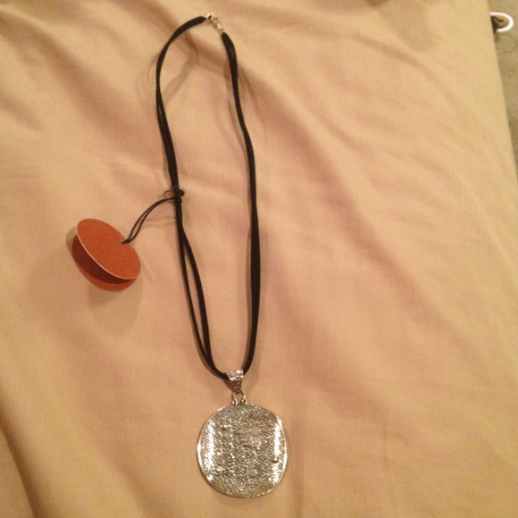 Pretty necklace!