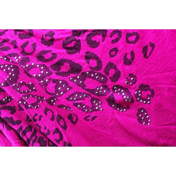 💥REDUCED💥 Pink Leopard Boxy Top - Picture 3 of 4