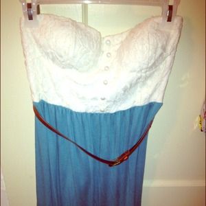 Rue 21 Pretty white and blue dress