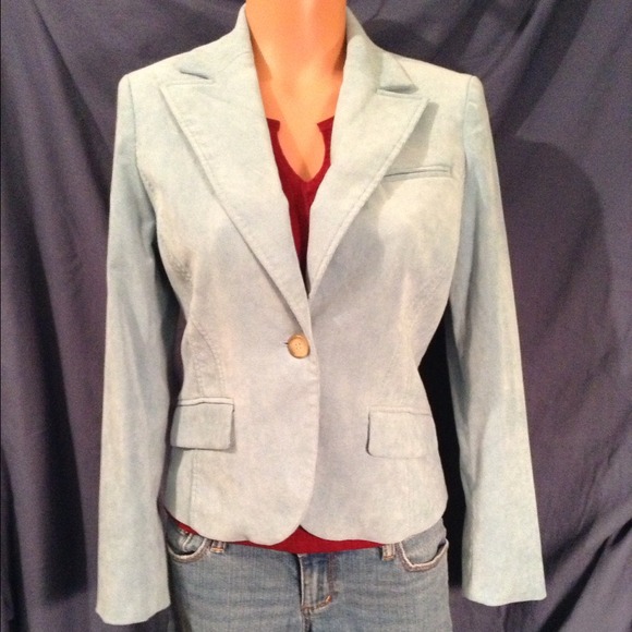 Powder blue jacket, darker than pics suggest. #19