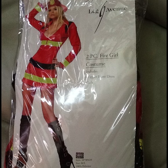 Costume - Picture 1 of 1