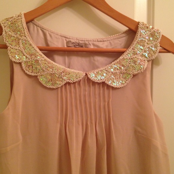 Babydoll cream colored dress with beaded collar - Picture 2 of 3