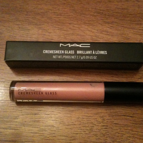 💥💥SOLD💥💥Mac Fashion Scoop Cremesheen Glass