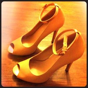 BCBGeneration Heels