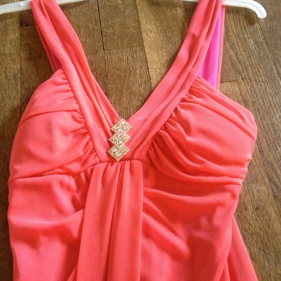 Coral prom dress - Picture 2 of 4