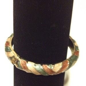 Bangles bracelet