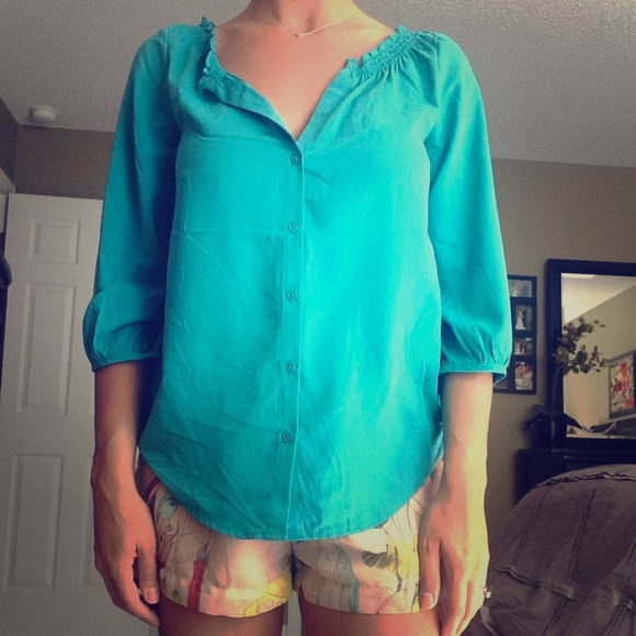 Blue top
