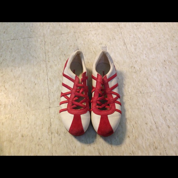 Diesel tennis shoes