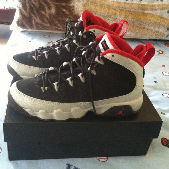 Kilroy 9s
