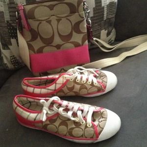 Coach shoes an purse