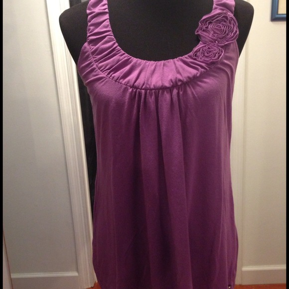 💋SOLD IN BUNDLE💋Pretty bundle!!! Reduced!!!! - Picture 2 of 4