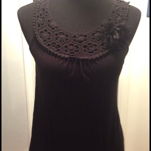 💋SOLD IN BUNDLE💋Pretty bundle!!! Reduced!!!! - Picture 4 of 4