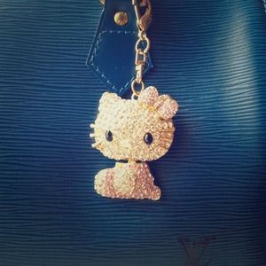 🌺✨Bling Bling Hello Kitty Keychain✨🌺