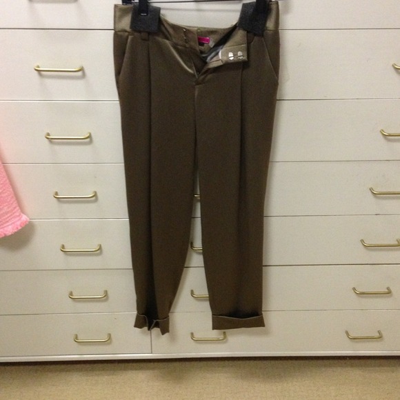 ** SOLD ** Alice and Olivia Pants