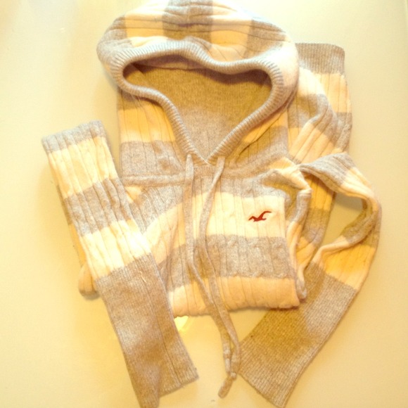 Hollister Striped Sweater