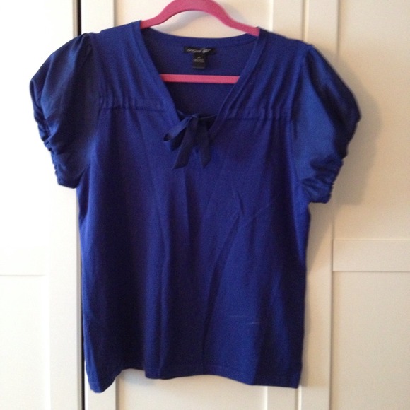 Blue top