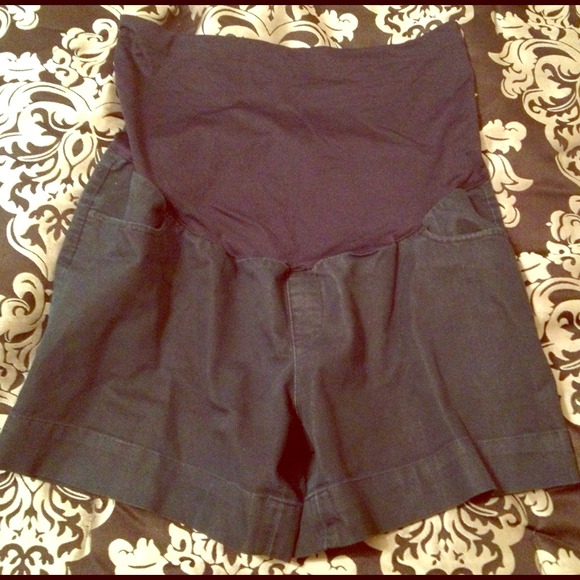 ❌SOLD IN BUNDLE❌ Maternity shorts