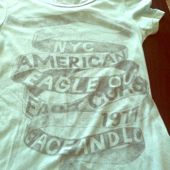 🌟American Eagle mint tee