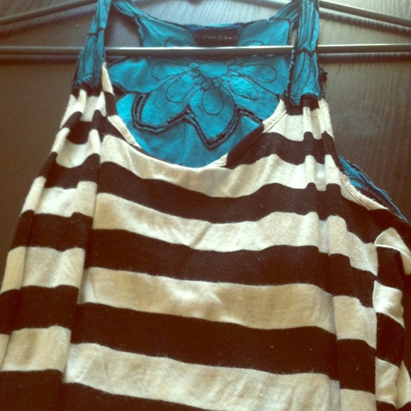 🌟Black and white striped racerback tank