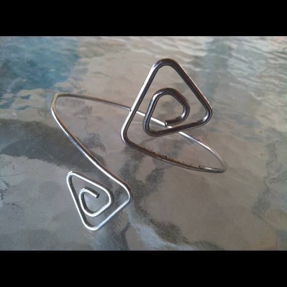 Jewelry - Silver arm candy, so sexy..