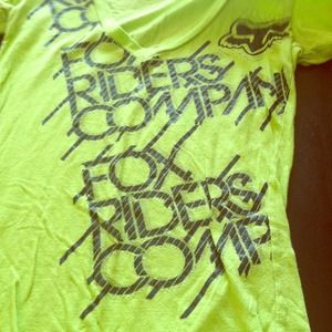 🌟Lime green Fox Girls tee