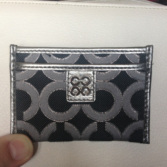 💥Price Reduced💥💕Coach CC holder!💕