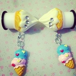 14 mm Whipped Ice Cream Cone Earrings