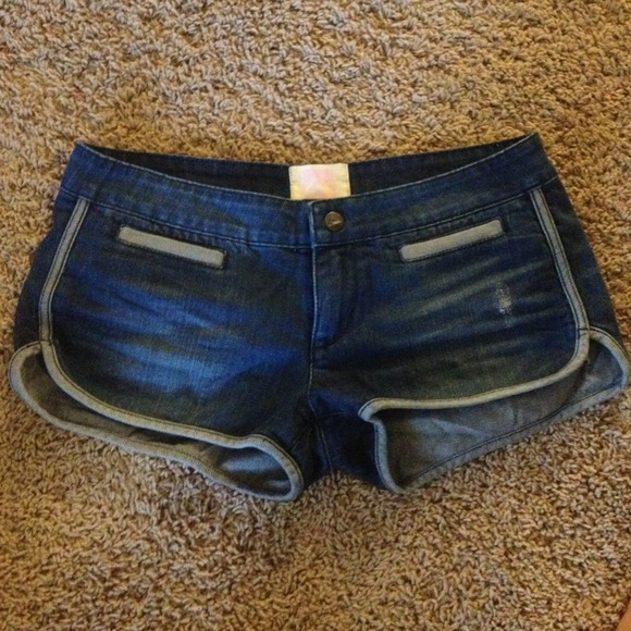 **Sold***Quicksilver shorts. Size 7