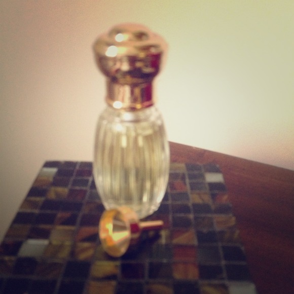 🚫SOLD🚫💜Annick Goutal's Petite Cherie💜