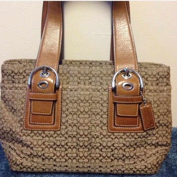 👜🎀PRICE REDUCED🎀👜Brown Cloth/Leather Coach Bag