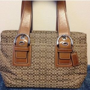 👜🎀PRICE REDUCED🎀👜Brown Cloth/Leather Coach Bag