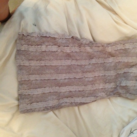 ❤Sold❤cute beige tube top dress with some sequin - Picture 2 of 3