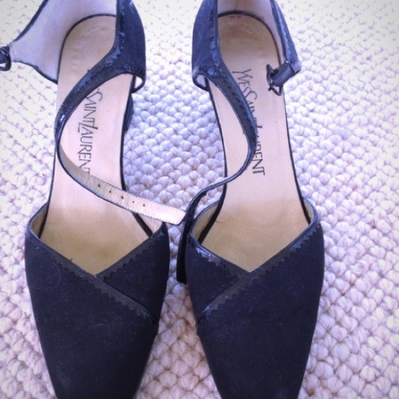 Yves Saint Laurent Shoes - Yves Saint Laurent Black Heels