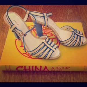 Marc Jacobs kitten heels