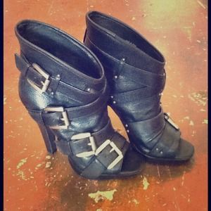 Aldo punky boot McQueen style heels