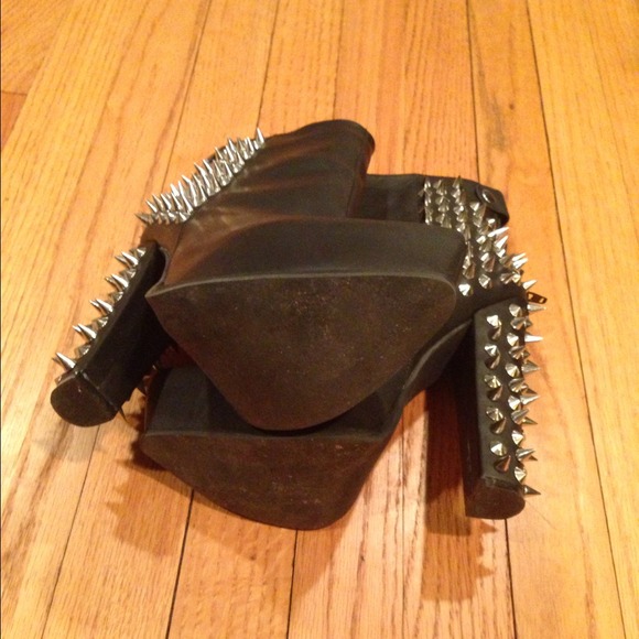 ❌❌SOLD↪@jsnipes❌❌⏪STEVE MADDEN SACRIFCE SPIKE BOOT - Picture 3 of 4