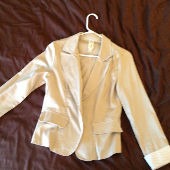 TAN BLAZZER/JACKET, and belt