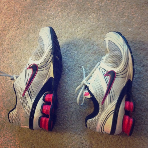🏆Nike Shocks🏆